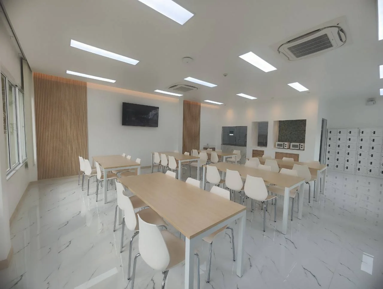 ออกแบบและก่อสร้างโรงอาหารโรงงาน