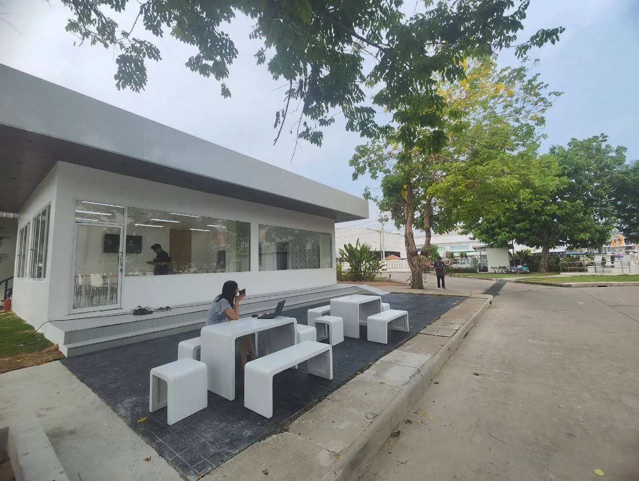 ออกแบบและก่อสร้างโรงอาหารโรงงาน